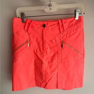 JAMIE SADOCK Skirt Skort Mini
Length HOT PINK with Pockets, Gold Zippers, Size 4